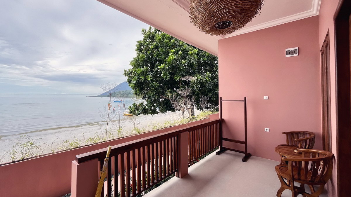 Deluxe Beachfront Deluxe Beachfront