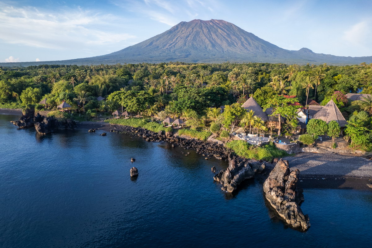 alamBatu & Mount Agung alamBatu & Mount Agung