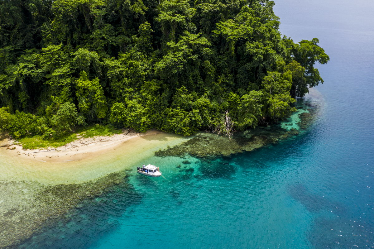 Restorff Island © Daniela Dirscherl Restorff Island