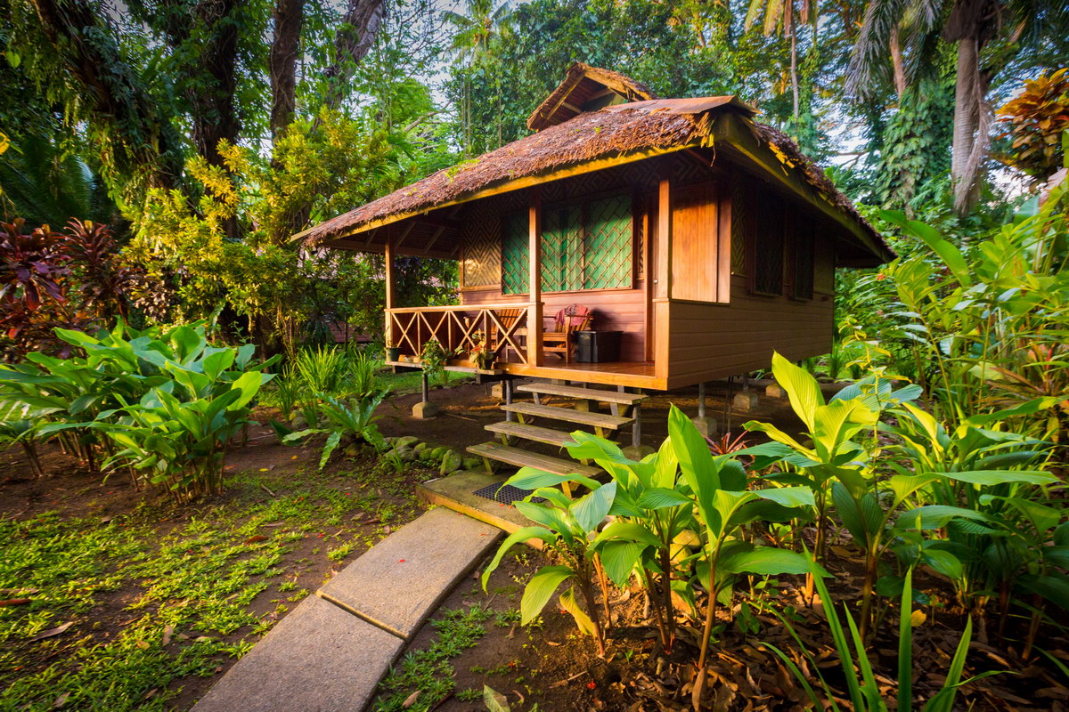 Bungalow © Grant Thomas Bungalow