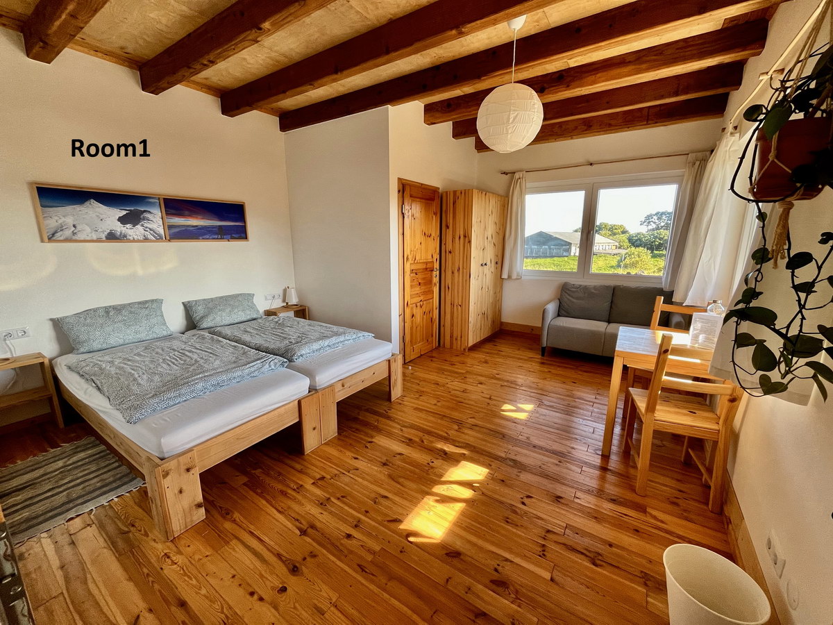 Zweibettzimmer Zweibettzimmer