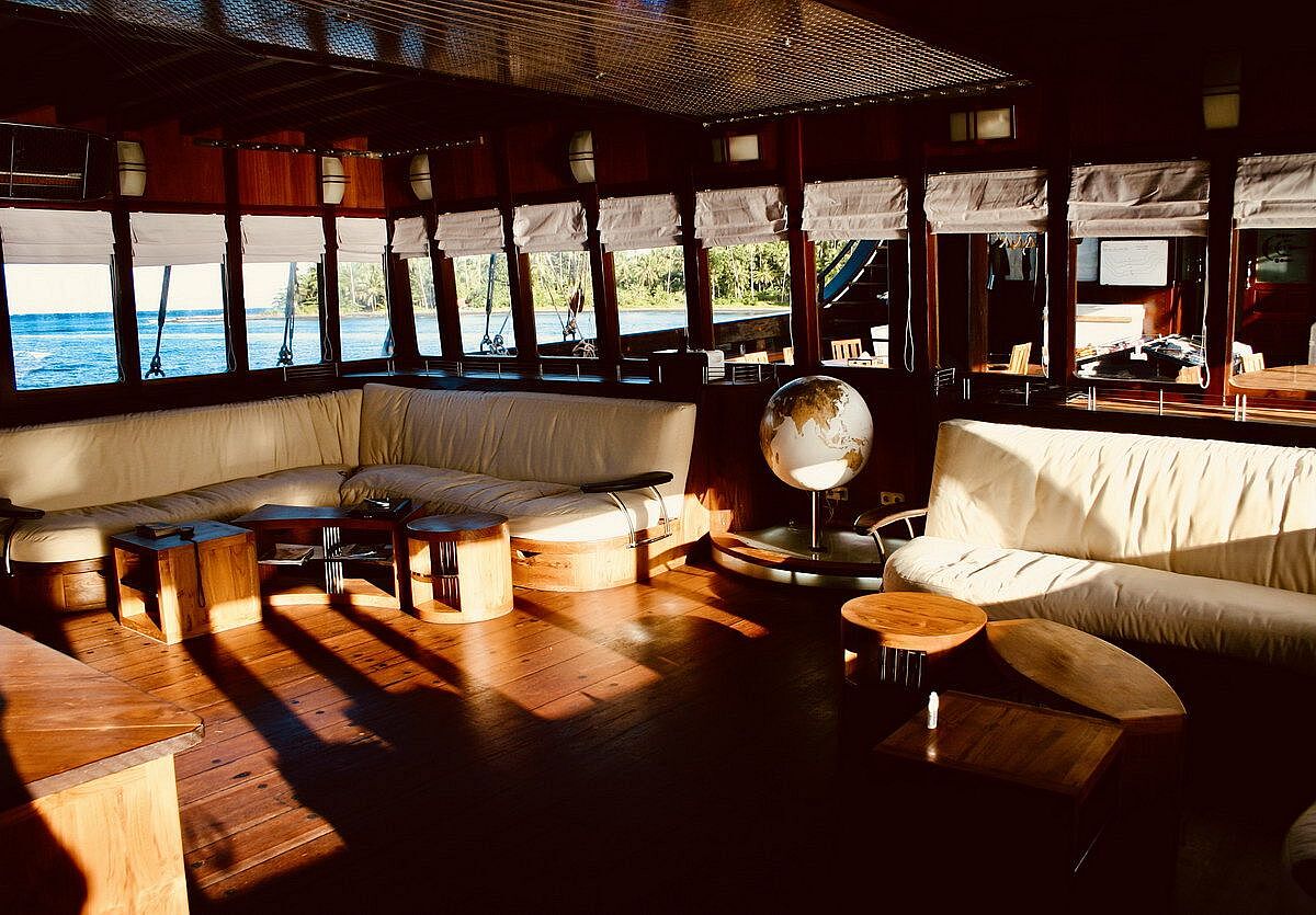 Lounge Lounge