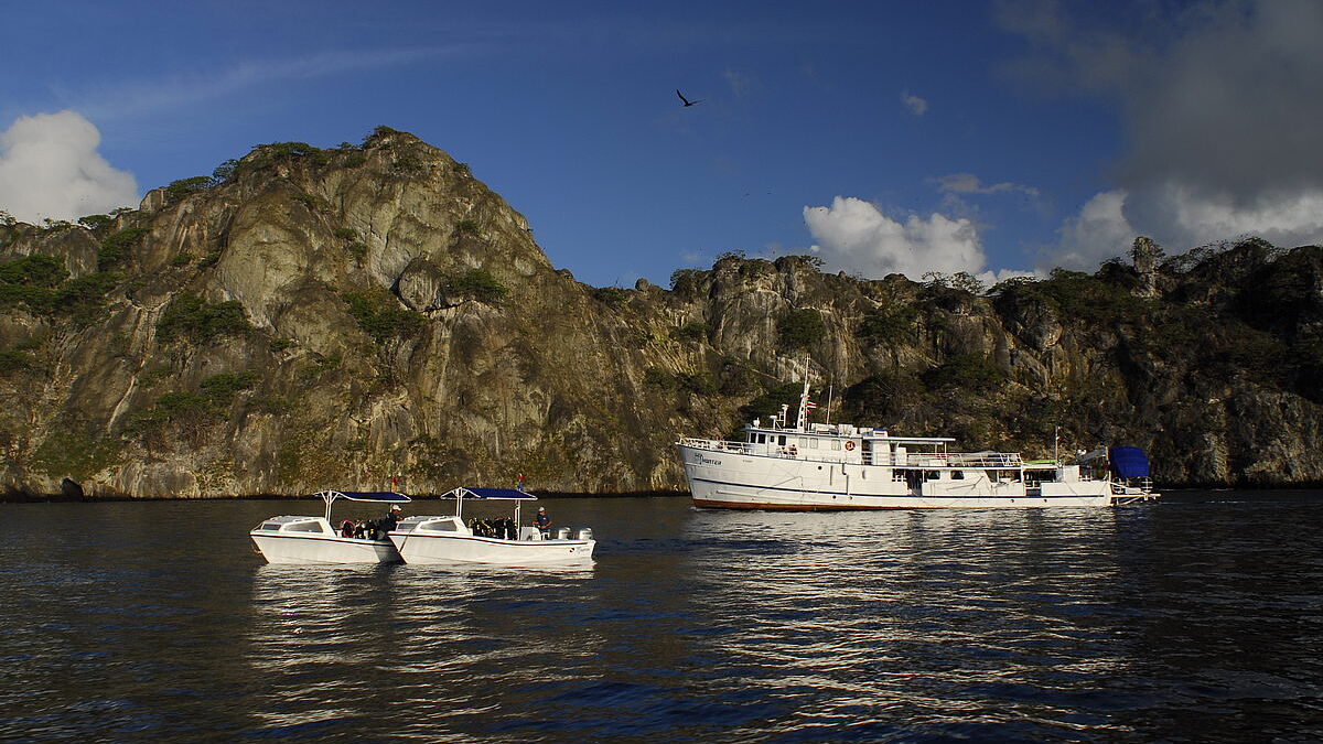 MV Sea Hunter MV Sea Hunter