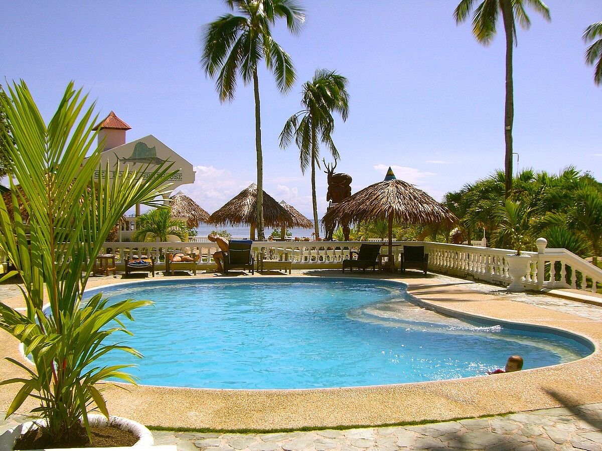 Pool Pool